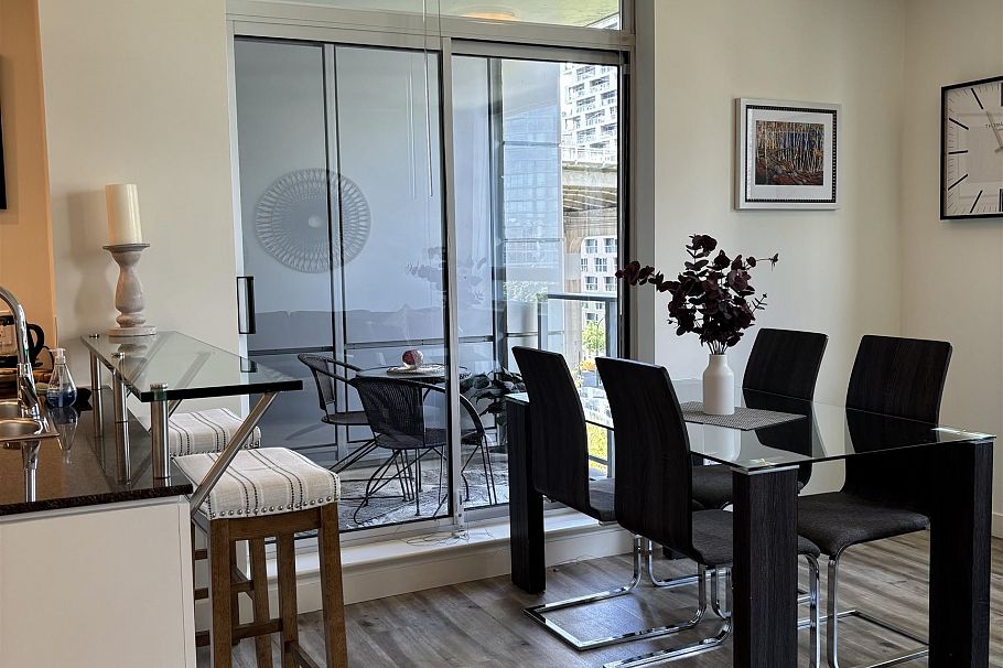 906 638 BEACH AVENUE, Vancouver BC V6Z 3A9 Vancouver, BC - 7