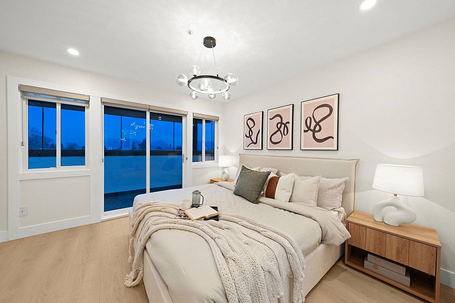 1115 E 33rd Avenue Vancouver, BC - 14