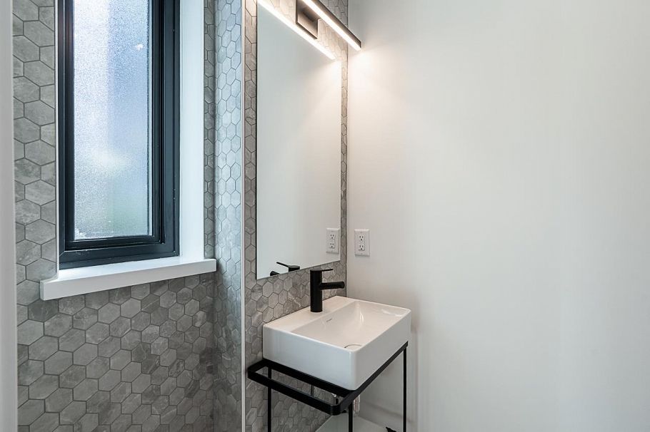 107 551 W 28th Avenue Vancouver, BC - 13