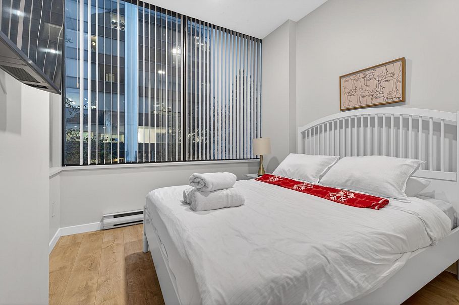 311 1010 Howe Street Vancouver, BC - 27