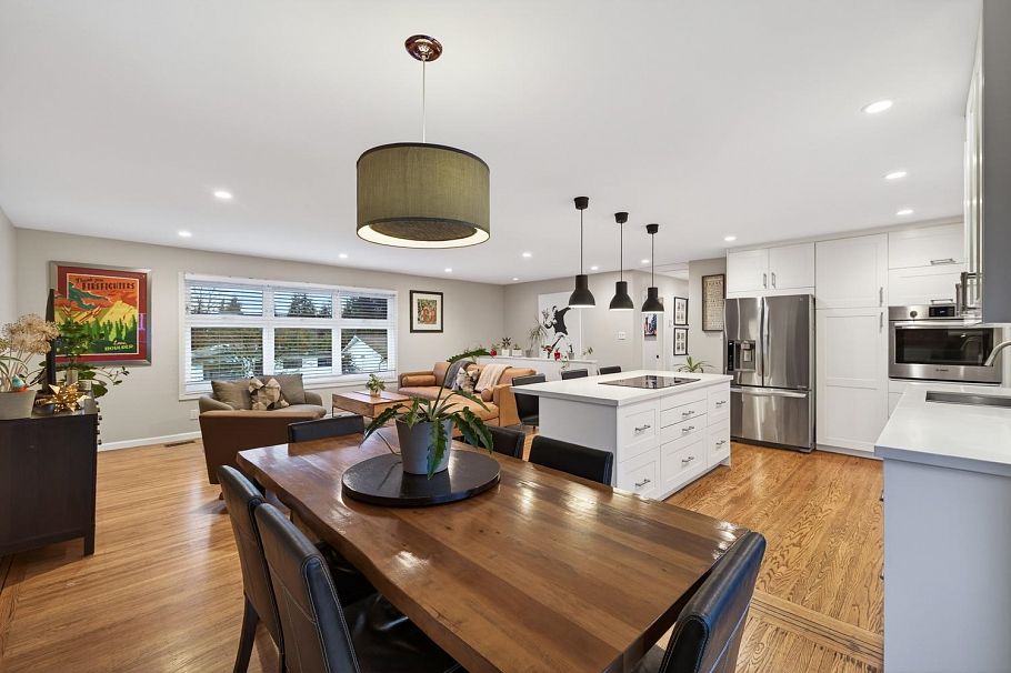 2568 Carnation Street North Vancouver, BC - 7