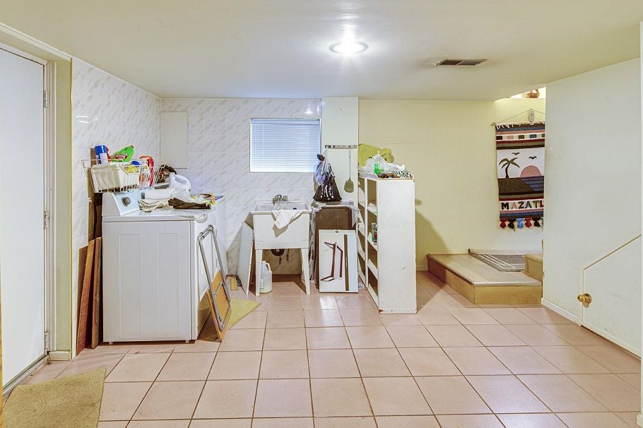 96 W 40th Avenue Vancouver, BC - 17