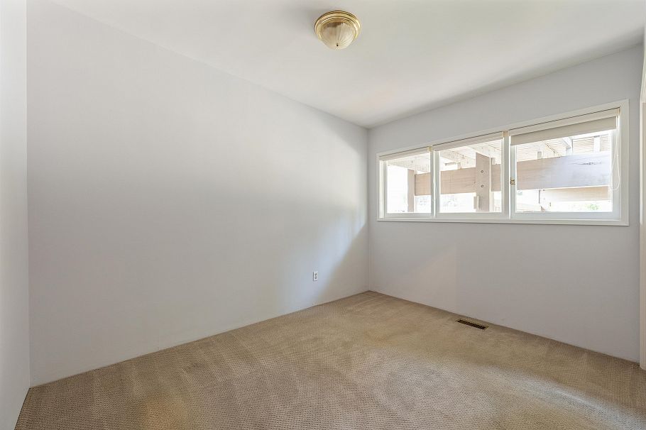 1063 Whitchurch Street North Vancouver, BC - 14