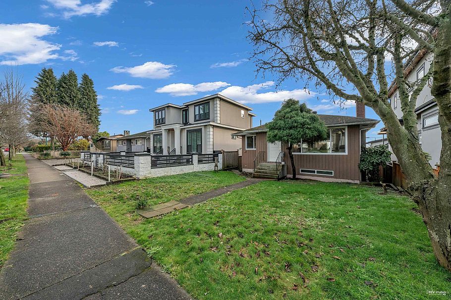 1362 E 60th Avenue Vancouver, BC - 33