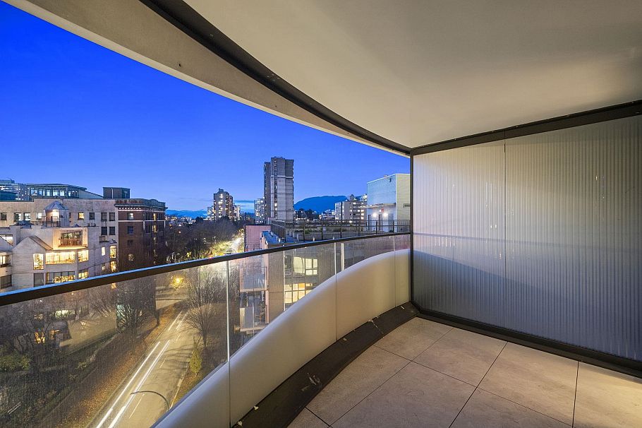 703 1033 Nelson Street Vancouver, BC - 32