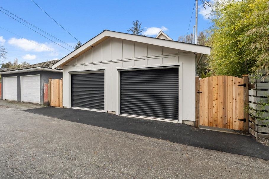 2 810 E 22nd Avenue Vancouver, BC - 34