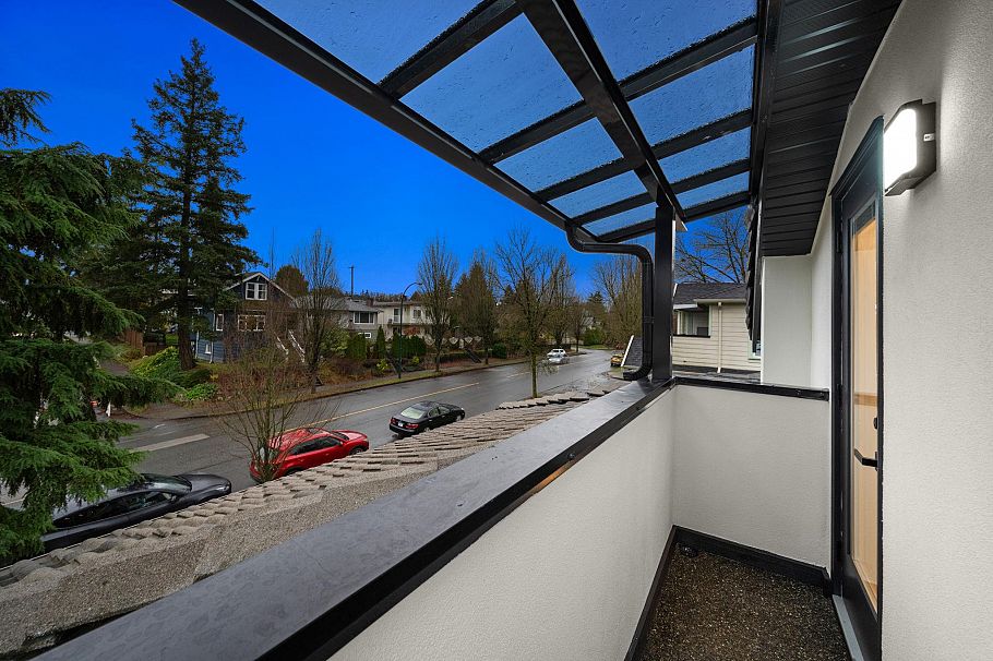 1115 E 33rd Avenue Vancouver, BC - 19