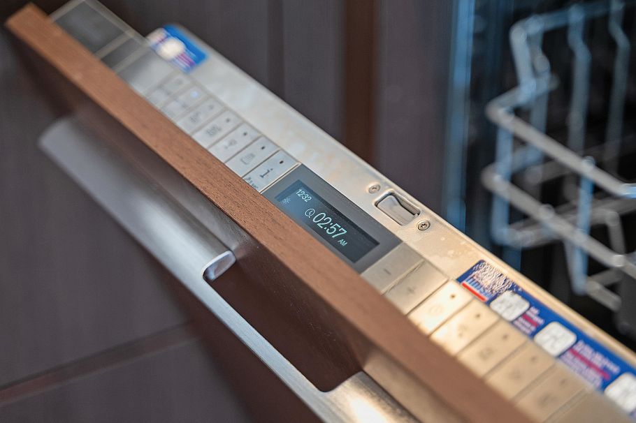 2004 1632 Lions Gate Lane North Vancouver, BC - 31