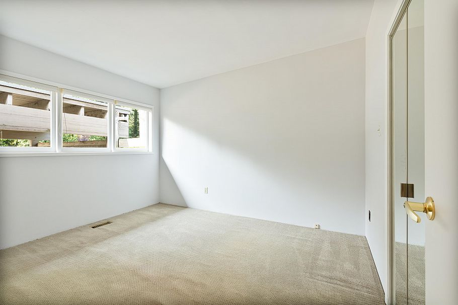 1063 Whitchurch Street North Vancouver, BC - 13