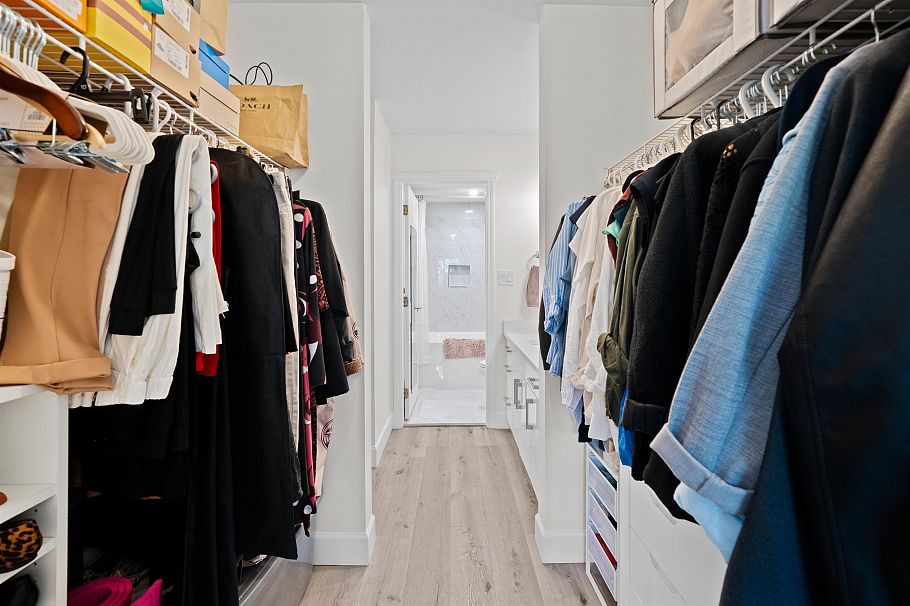 204 1528 Bowser Avenue North Vancouver, BC - 15