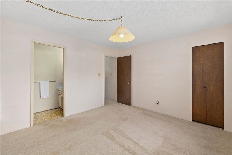 4427 W 6th Avenue Vancouver, BC - 17