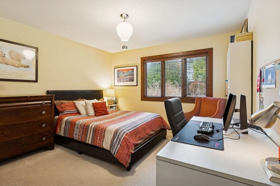 124 CARISBROOKE CRESCENT, North Vancouver BC V7N 2S1 North Vancouver, BC - 25