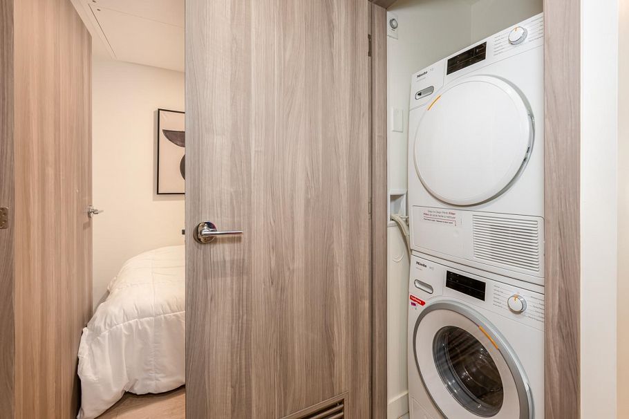 308 89 Nelson Street Vancouver, BC - 11