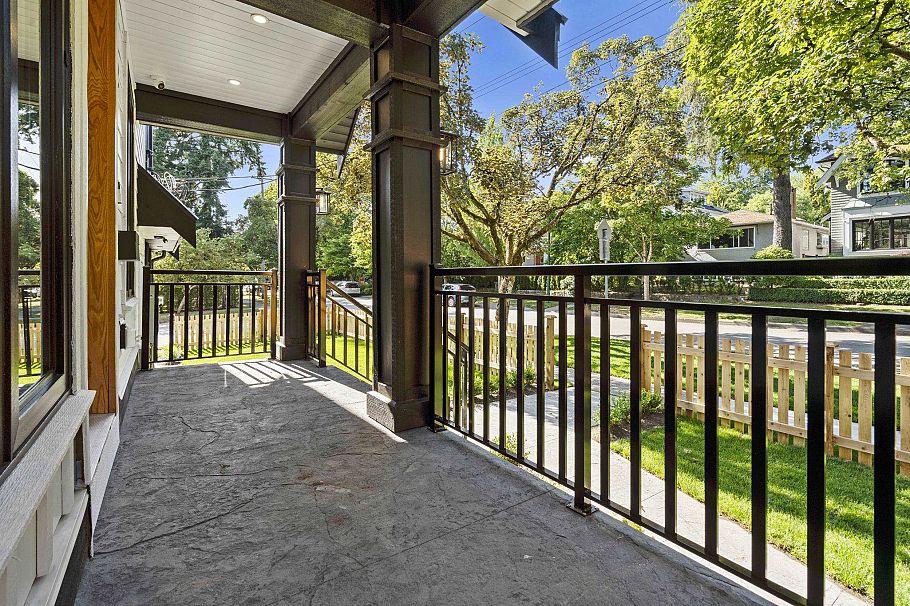 3218 W 39th Avenue Vancouver, BC - 34