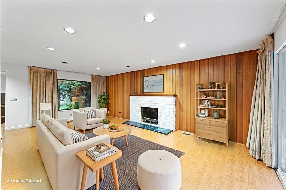 1064 Ruthina Avenue North Vancouver, BC - 8