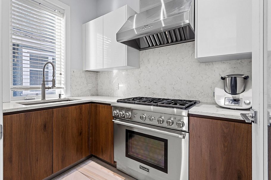 3726 W 35th Avenue Vancouver, BC - 13