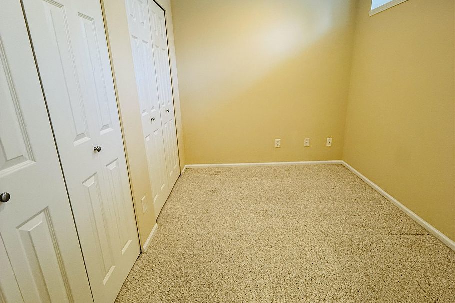 3076 E 27th Avenue Vancouver, BC - 16