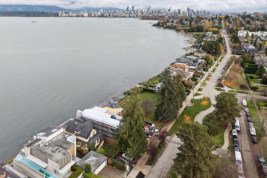 3243 Point Grey Road Vancouver, BC - 11