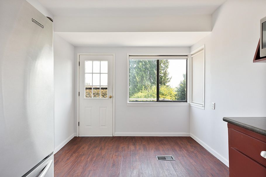 1063 Whitchurch Street North Vancouver, BC - 7