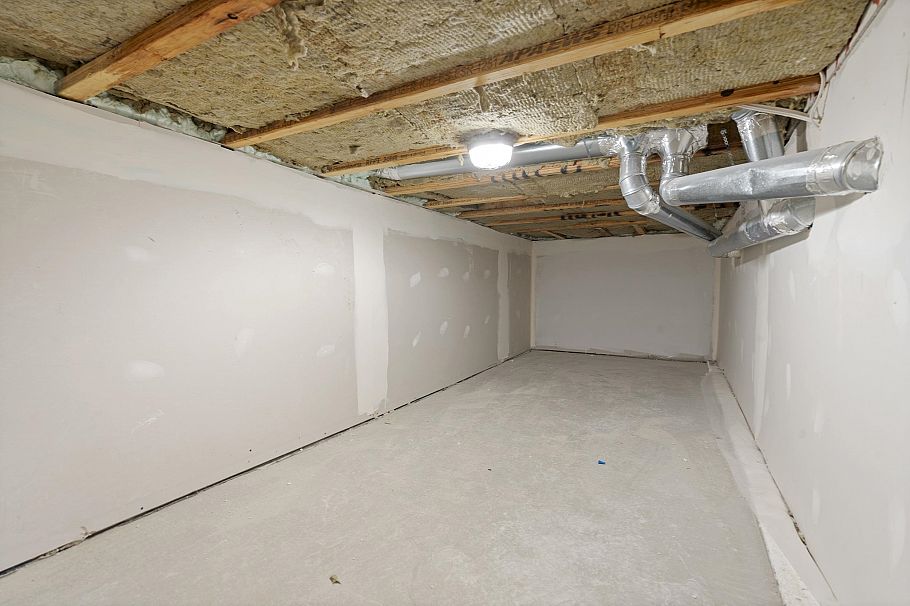 3218 W 39th Avenue Vancouver, BC - 36