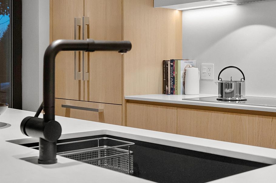 595 W 29th Avenue Vancouver, BC - 15