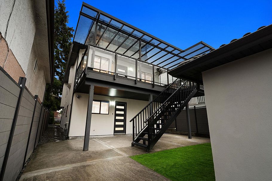 1115 E 33rd Avenue Vancouver, BC - 28