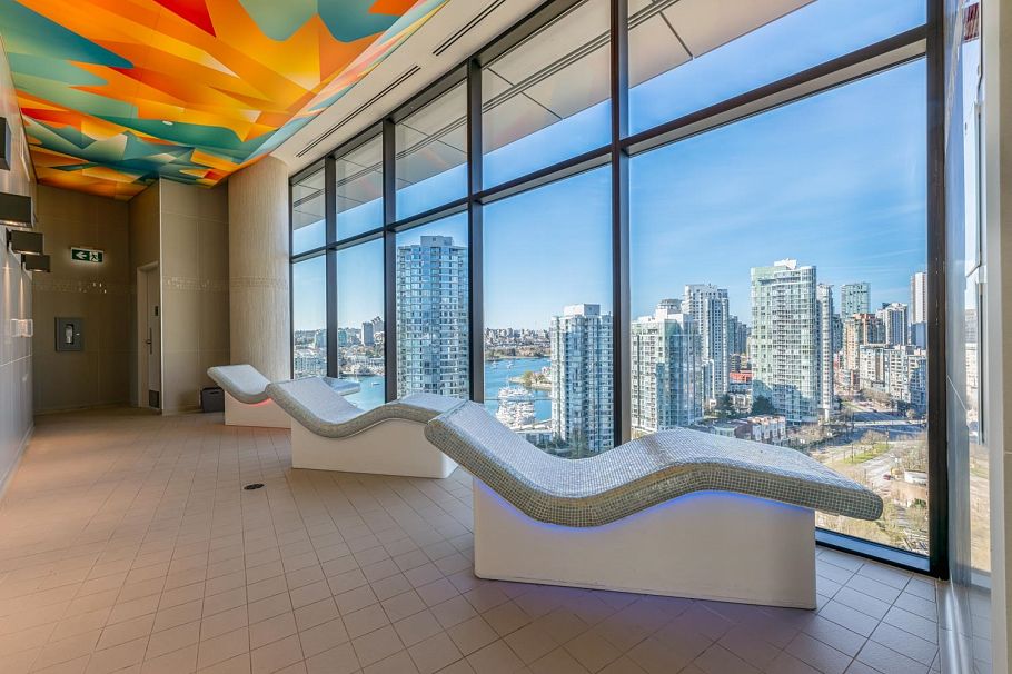 308 89 Nelson Street Vancouver, BC - 16