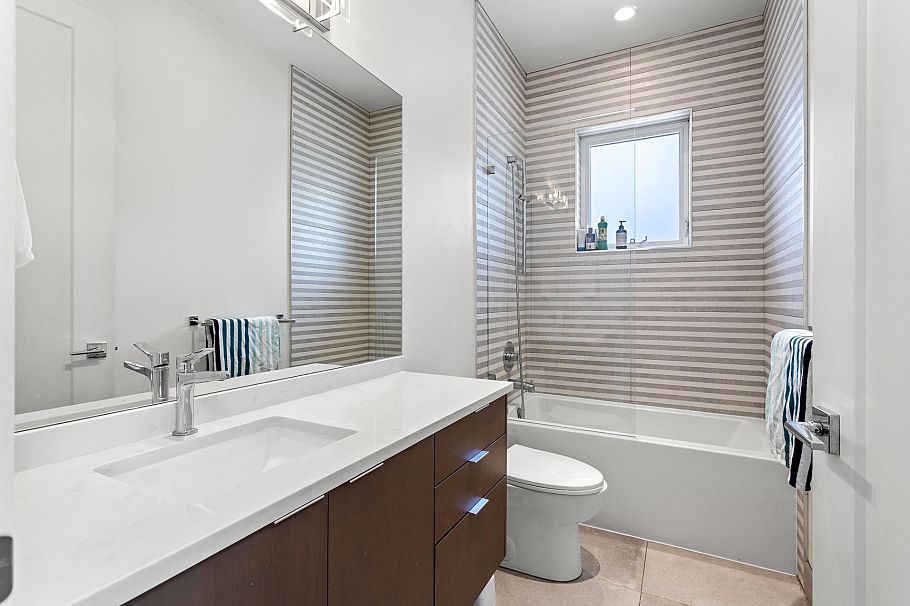 3726 W 35th Avenue Vancouver, BC - 27