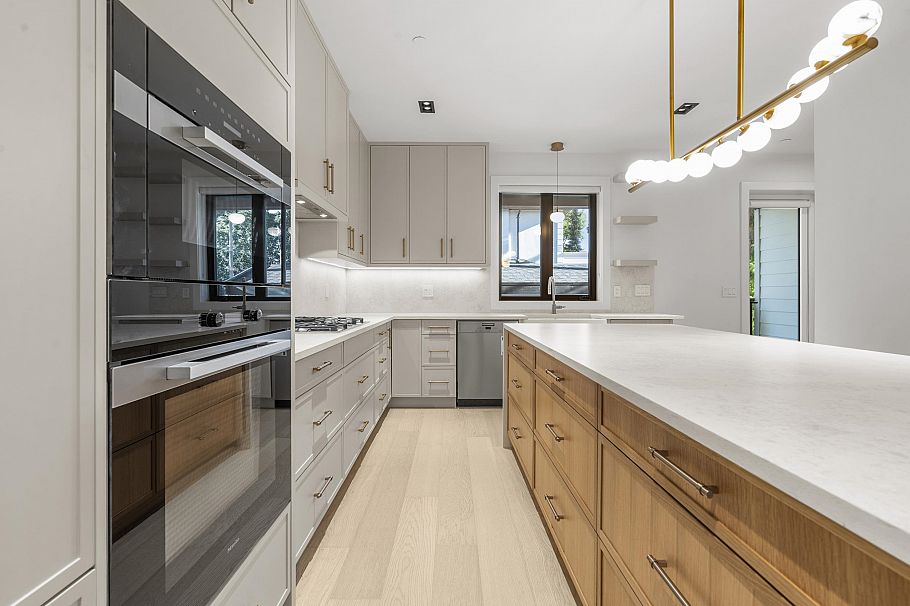 3218 W 39th Avenue Vancouver, BC - 5