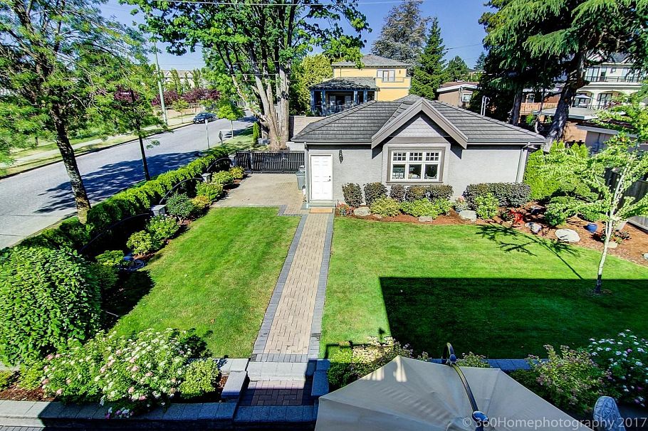 6981 Laurel Street Vancouver, BC - 2