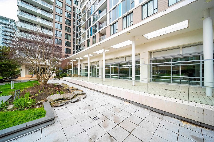 1108 8833 Hazelbridge Way Richmond, BC - 36