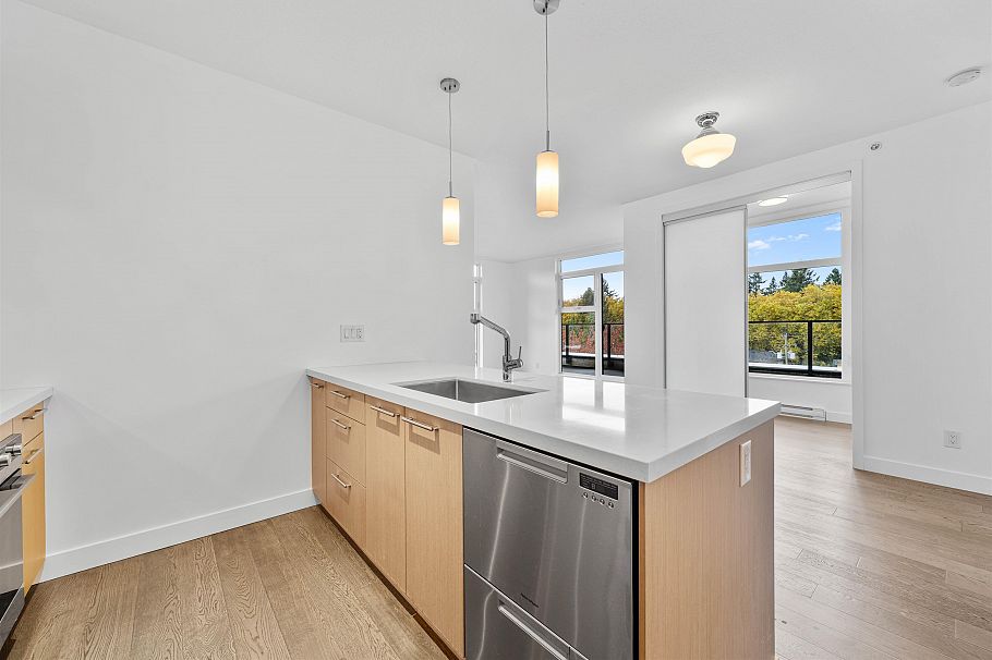 402 5325 West Boulevard Vancouver, BC - 11