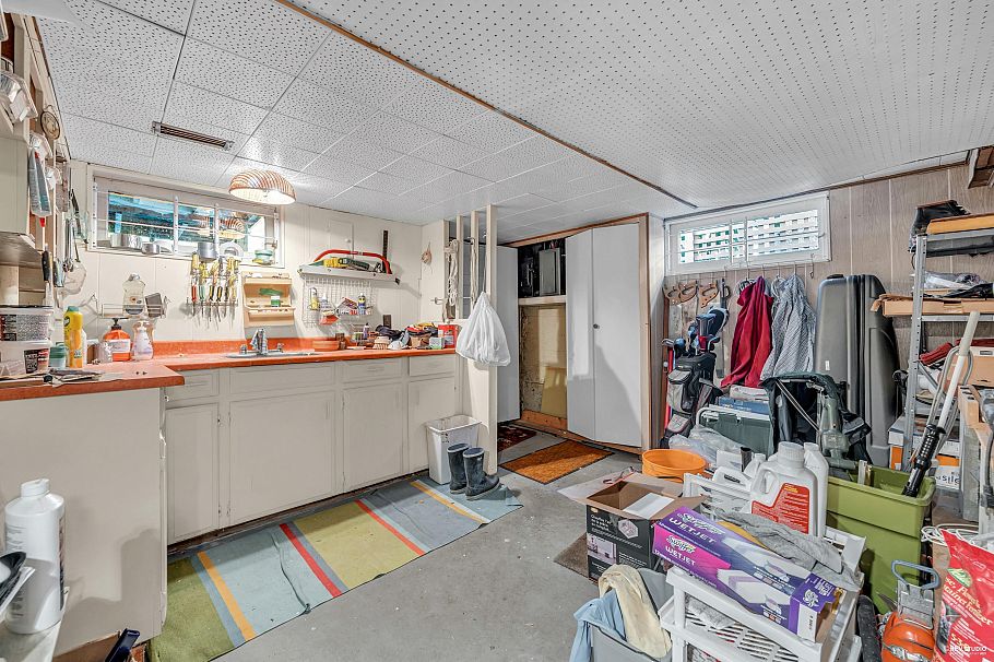 2225 W 22nd Avenue Vancouver, BC - 21