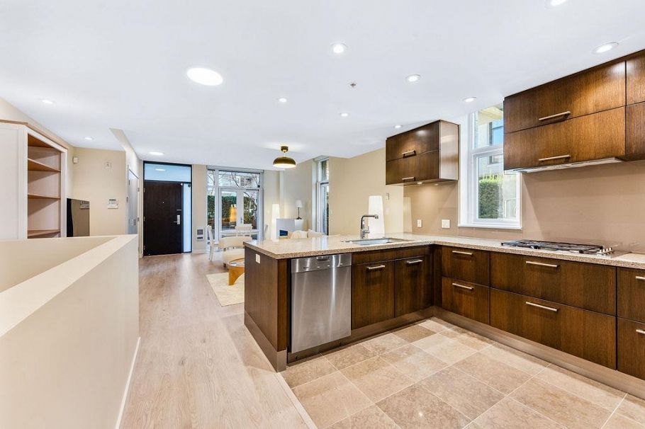 TH 16 6063 Iona Drive Vancouver, BC - 20