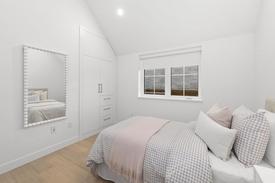 2 810 E 22nd Avenue Vancouver, BC - 28