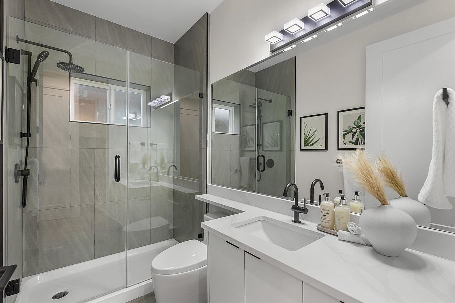 1 435 E 47th Avenue Vancouver, BC - 16