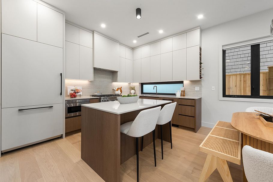 1 2635 W 12th Avenue Vancouver, BC - 10