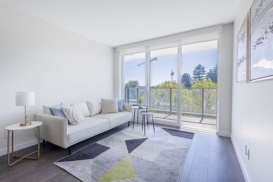 603 8238 Lord Street Vancouver, BC - 2