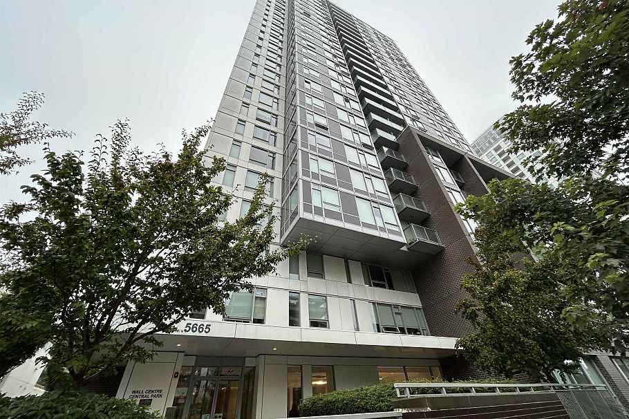613 5665 Boundary Road Vancouver, BC - 1