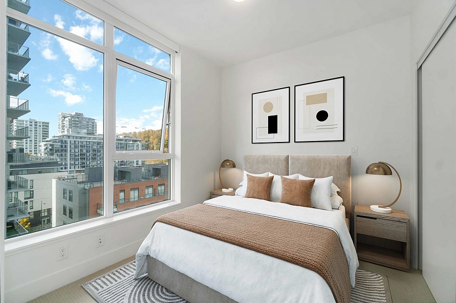 808 3581 E Kent Avenue North Vancouver, BC - 5