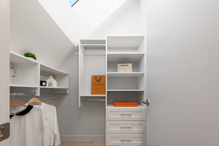 1 2635 W 12th Avenue Vancouver, BC - 31