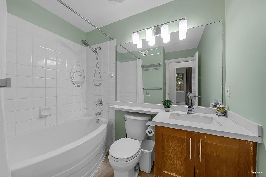 1305 4655 Valley Drive Vancouver, BC - 12