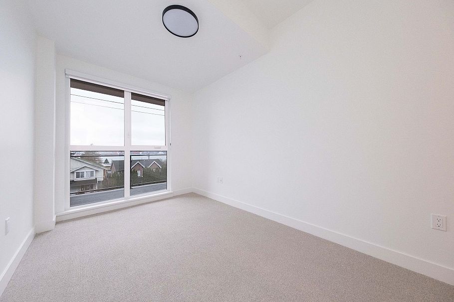 310 422 E 3rd Street North Vancouver, BC - 16