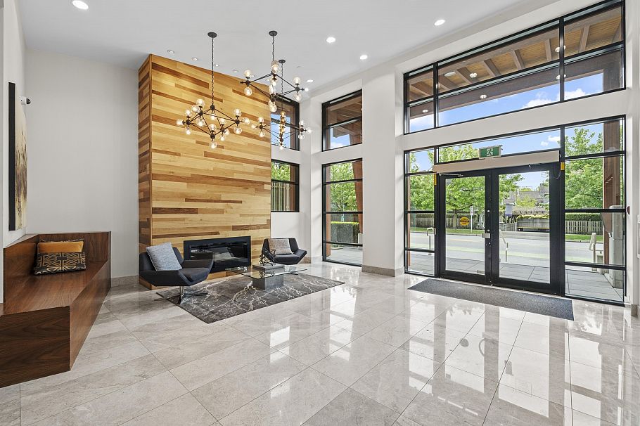 101 2665 Mountain Highway North Vancouver, BC - 3