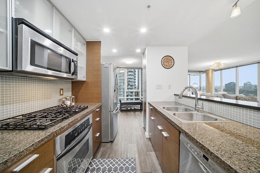 1106 980 Cooperage Way Vancouver, BC - 14