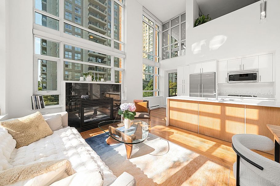 407 988 Richards Street Vancouver, BC - 3