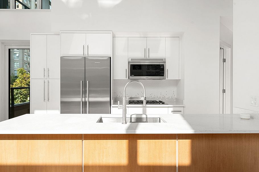 407 988 Richards Street Vancouver, BC - 12