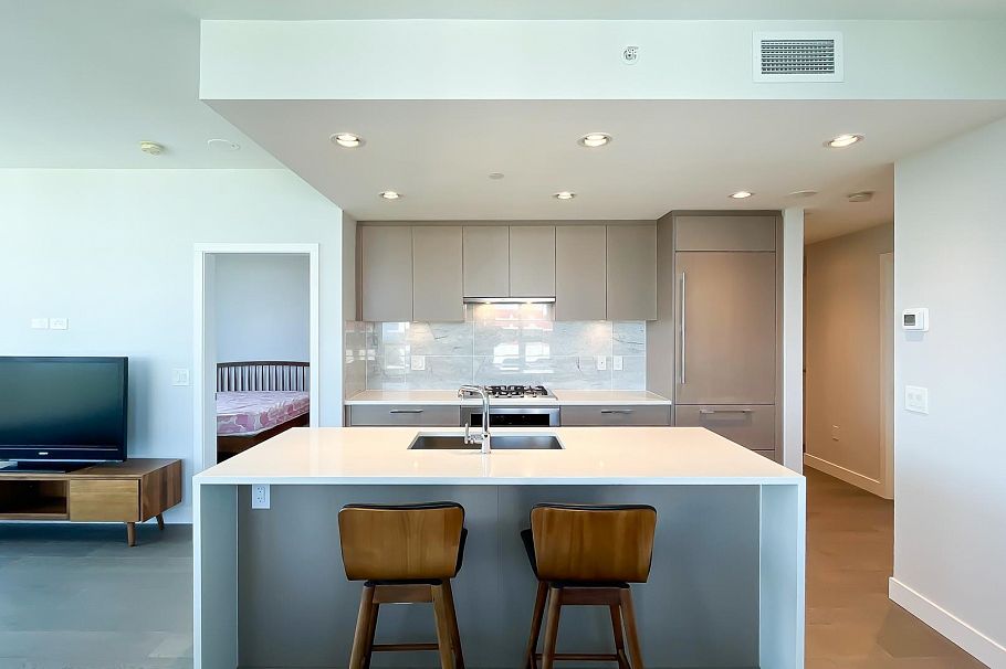 1304 5410 Shortcut Road Vancouver, BC - 5