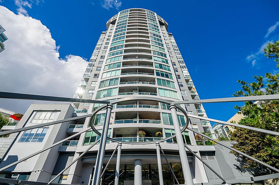 2301 1500 Howe Street Vancouver, BC - 1