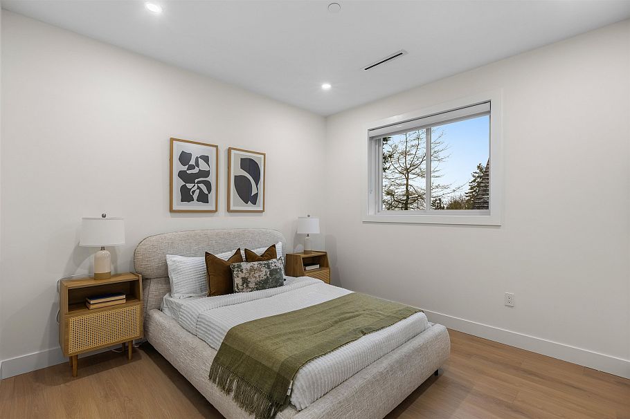 2 435 E 47th Avenue Vancouver, BC - 11